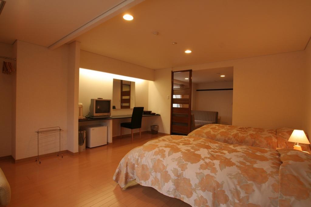 Kidoike Onsen Hotel Yamanouchi  Exteriör bild